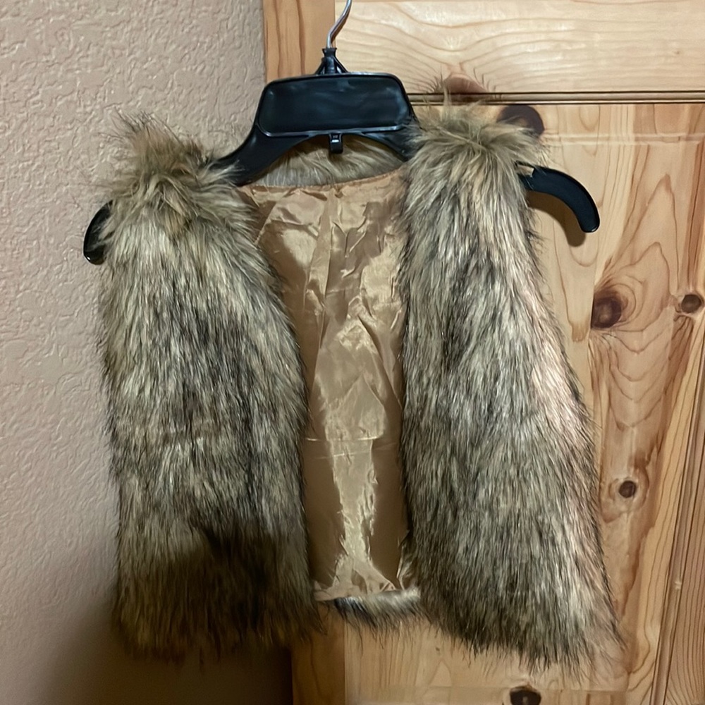 Girls Brown fur vest
